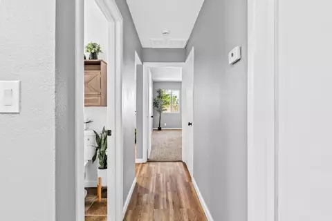 Entry Way - 114 116 Severin Ave, Modesto, CA 95354 photo 2 of 2