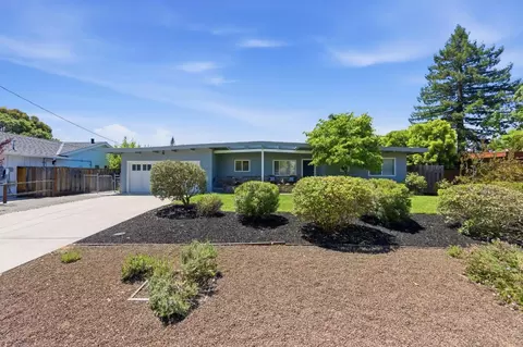 221 W Floresta Way, Menlo Park, CA 94028