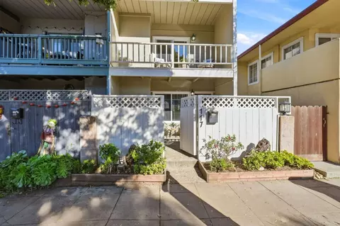 Exterior - 117 Marina Ave, Aptos, CA 95003 photo 6 of 7