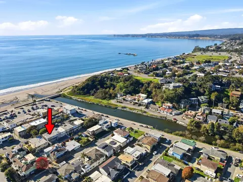View/Area - 117 Marina Ave, Aptos, CA 95003 photo 5 of 6