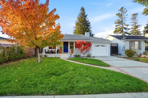 811 7th Ave, Redwood City, CA 94063