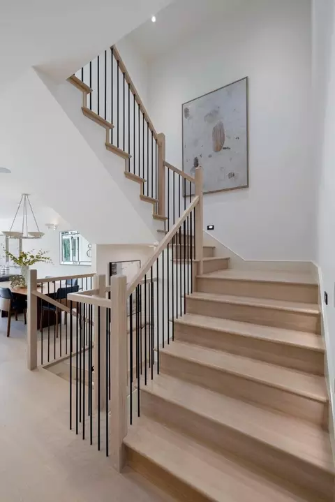 Entry Way - Th Ave, San Francisco, CA 94121 photo 1 of 1
