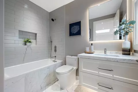 Bath - Th Ave, San Francisco, CA 94121 photo 5 of 6