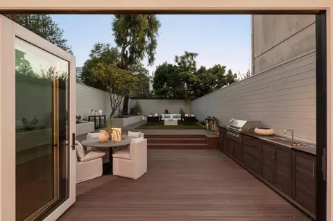 Exterior - Th Ave, San Francisco, CA 94121 photo 3 of 10