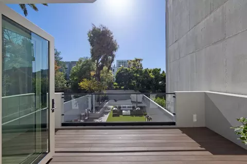 Exterior - Th Ave, San Francisco, CA 94121 photo 5 of 10