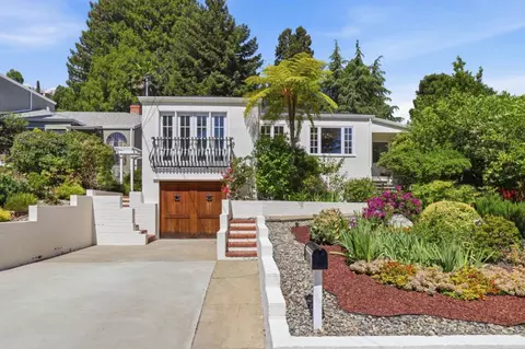 32 Beverly Dr, San Carlos, CA 94070