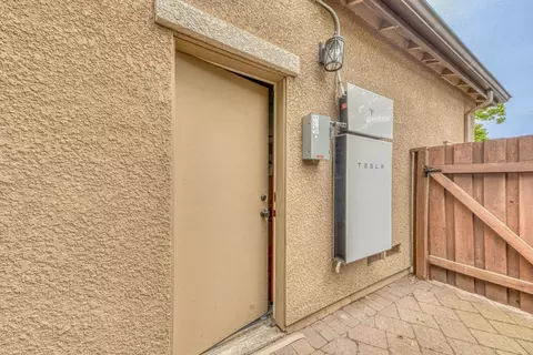 Exterior - 4150 Peninsula Point Dr, Seaside, CA 93955 photo 9 of 10