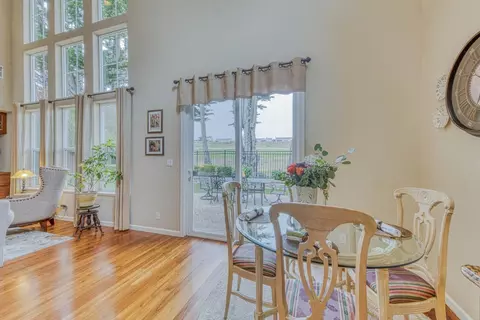 Dining - 4150 Peninsula Point Dr, Seaside, CA 93955 photo 4 of 4