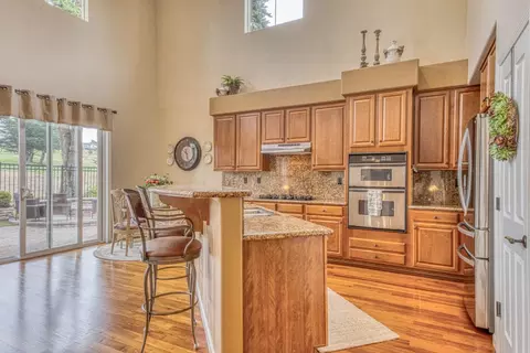 Kitchen - 4150 Peninsula Point Dr, Seaside, CA 93955 photo 1 of 5