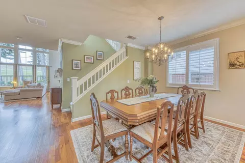 Dining - 4150 Peninsula Point Dr, Seaside, CA 93955 photo 2 of 4