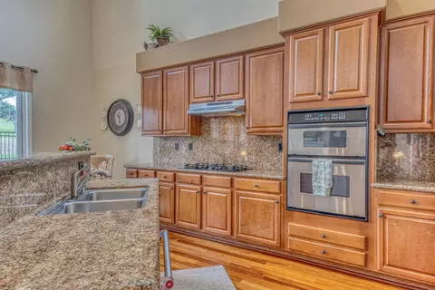 Kitchen - 4150 Peninsula Point Dr, Seaside, CA 93955 photo 2 of 5
