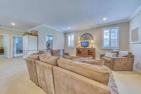 Living - 4150 Peninsula Point Dr, Seaside, CA 93955 photo 8 of 9