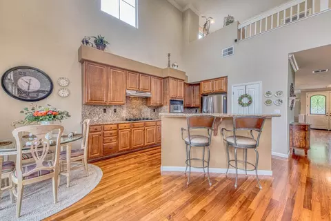 Kitchen - 4150 Peninsula Point Dr, Seaside, CA 93955 photo 5 of 5