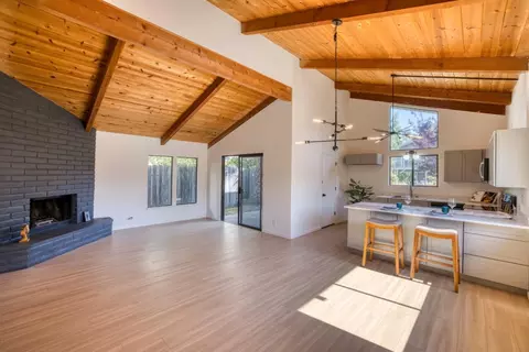 120 Grant St, Santa Cruz, CA 95060