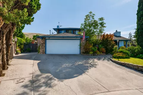 3592 Minto Ct, San Jose, CA 95132