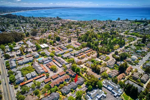 4320 Clares St J, Capitola, CA 95010