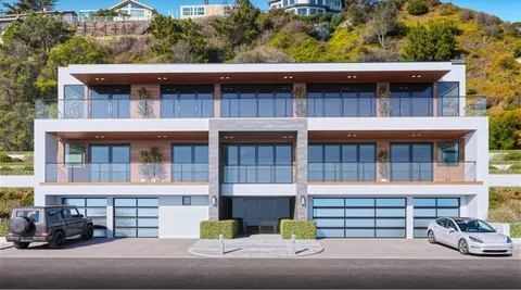 548 Beach Dr, Aptos, CA 95003
