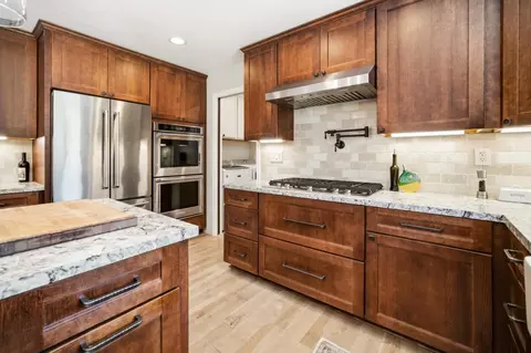 Kitchen - 8607 Berta Canyon Ct, Salinas, CA 93907 photo 4 of 6