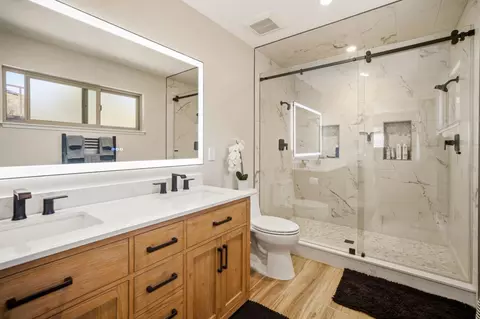 Bath - 8607 Berta Canyon Ct, Salinas, CA 93907 photo 1 of 4