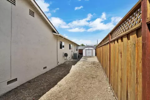 Exterior - 831 Wagoner Dr, Livermore, CA 94550 photo 3 of 3