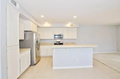 Kitchen - 63 Ede Ln, Milpitas, CA 95035 photo 4 of 5