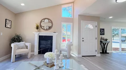 5886 Southwind Dr, San Jose, CA 95138