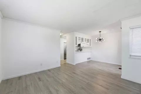 Living - 523 Sieber Pl, San Jose, CA 95111 photo 3 of 4