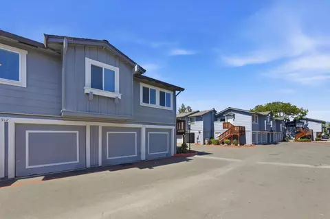 Exterior - 523 Sieber Pl, San Jose, CA 95111 photo 4 of 5