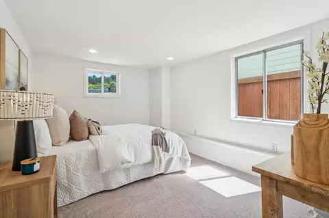 Bedroom - 330 Paloma Ave, Pacifica, CA 94044 photo 5 of 7