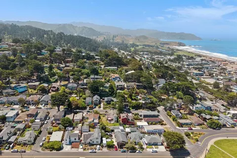 View/Area - 330 Paloma Ave, Pacifica, CA 94044 photo 3 of 8