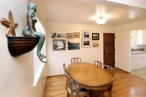 Dining - 4755 Topaz St, Capitola, CA 95010 photo 2 of 2