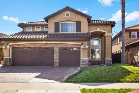 Rhine Cir, Salinas, CA 93906