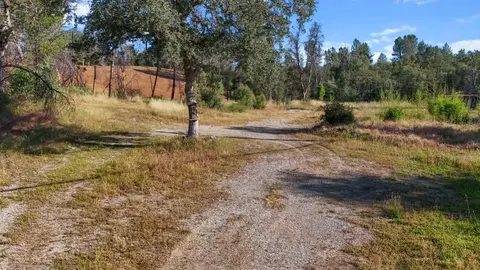 16416 Lower Springs Rd, Redding, CA 96001 photo 10
