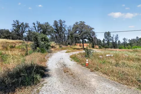 16416 Lower Springs Rd, Redding, CA 96001 photo 2