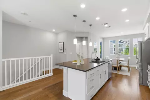107 Infinity Way, Mountain View, CA 94043 photo 5