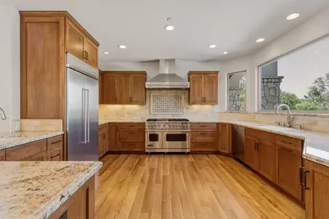Kitchen - 1250 Day Valley Rdg, Aptos, CA 95003 photo 2 of 5