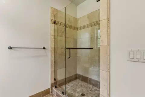 Bath - 1250 Day Valley Rdg, Aptos, CA 95003 photo 5 of 11