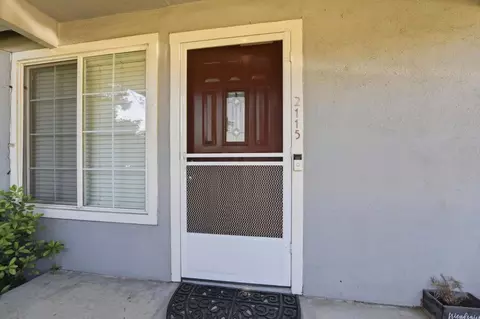 Exterior - 2115 University Ave, Mountain View, CA 94040 photo 2 of 12