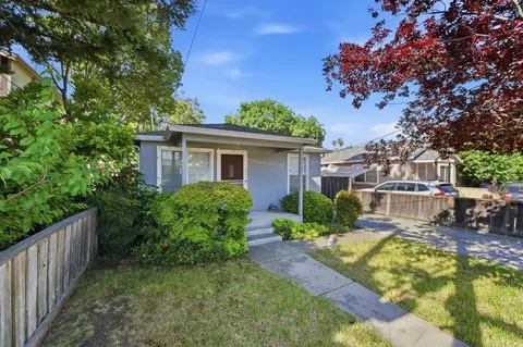 Exterior - 2115 University Ave, Mountain View, CA 94040 photo 12 of 12