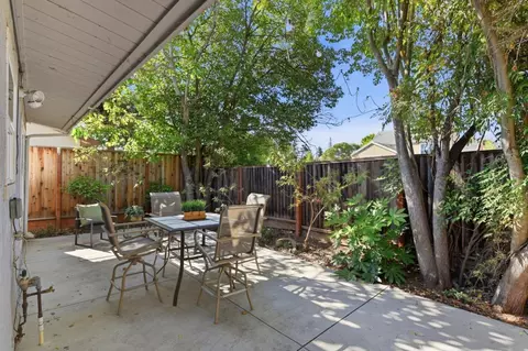 Exterior - 2115 University Ave, Mountain View, CA 94040 photo 5 of 12