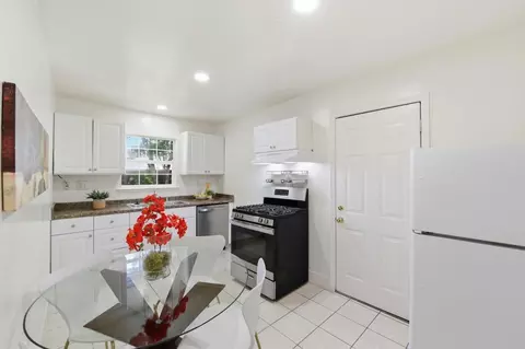 Kitchen - 2115 University Ave, Mountain View, CA 94040 photo 1 of 6