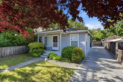 Exterior - 2115 University Ave, Mountain View, CA 94040 photo 1 of 12