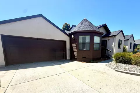 2198 Persimmon Ct, Santa Cruz, CA 95062