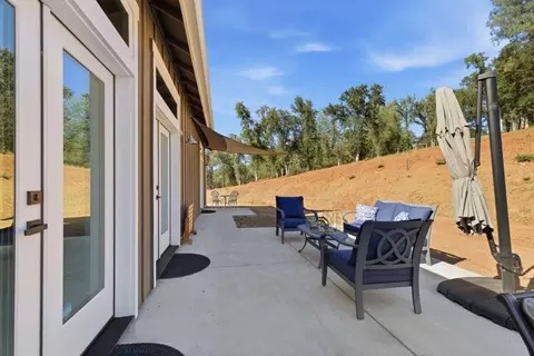 Exterior - 489 Black Creek Dr, Copperopolis, CA 95228 photo 7 of 11