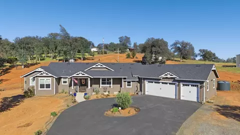 Exterior - 489 Black Creek Dr, Copperopolis, CA 95228 photo 9 of 11