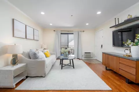 880 E Fremont Ave 203, Sunnyvale, CA 94087