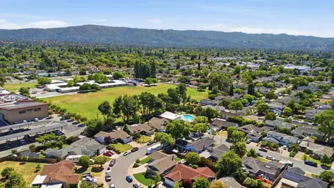 View/Area - 181 Warwick Dr, Campbell, CA 95008 photo 2 of 3