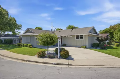 181 Warwick Dr, Campbell, CA 95008
