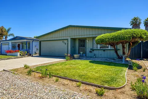 410 Spruce Cir, Watsonville, CA 95076