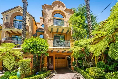 233 Villa Mar Vis, Santa Cruz, CA 95060